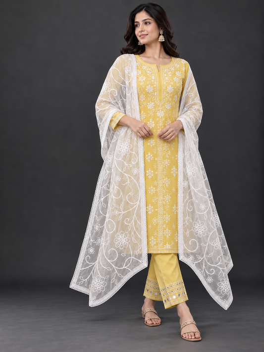Feather chiffon chikenkari dupatta