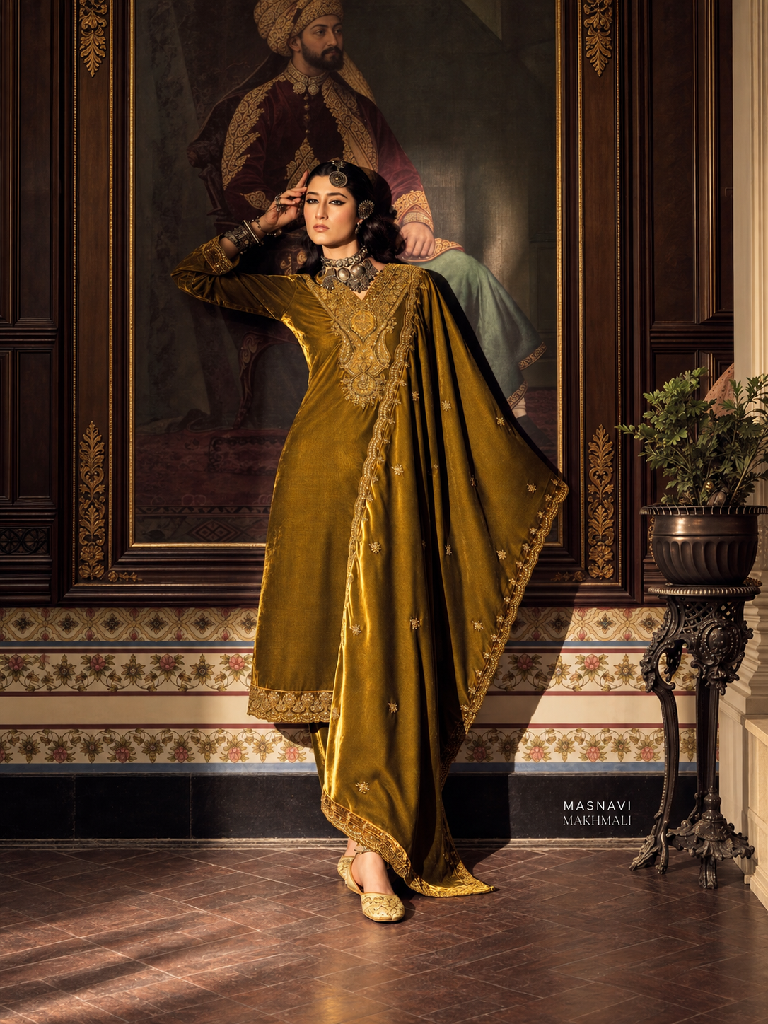 Noorjahan Makhmali Embroidered Velvet Suit Set - Antique Gold