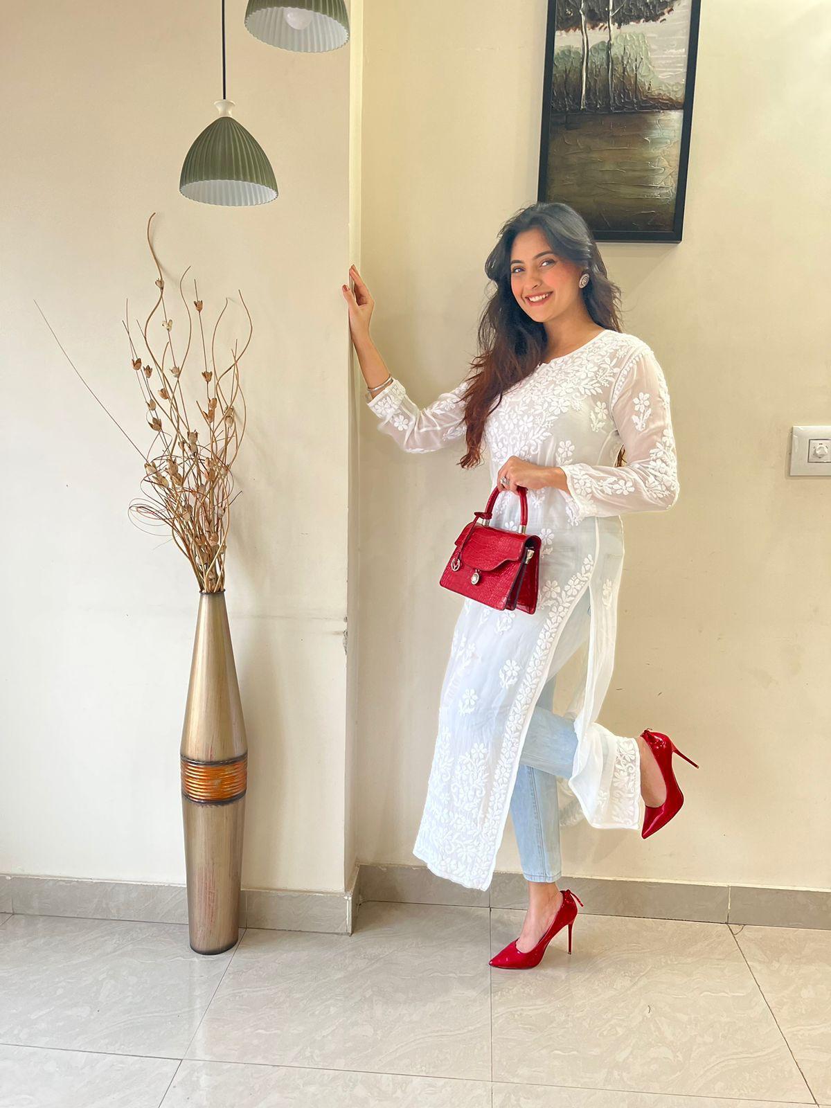 White Aura Georgette Chikankari Straight Kurta