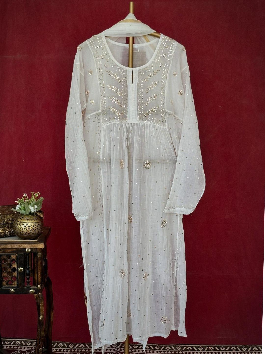 White Shahi Mulmul Chanderi Chikankari Anarkali kurta with Dupatta