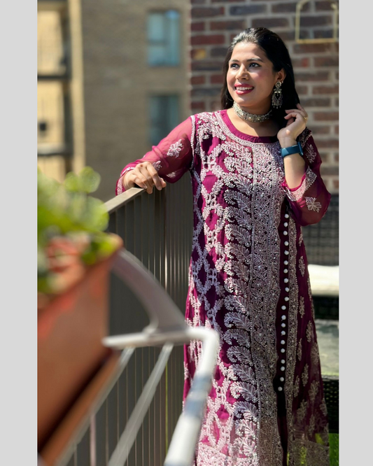 Masnavi maheroo maroon