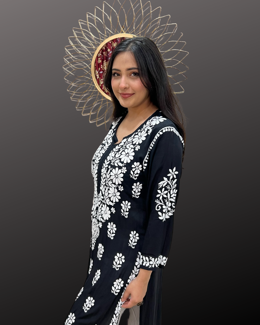 MASNAVI ADAA CHIKANKARI MODAL KURTI