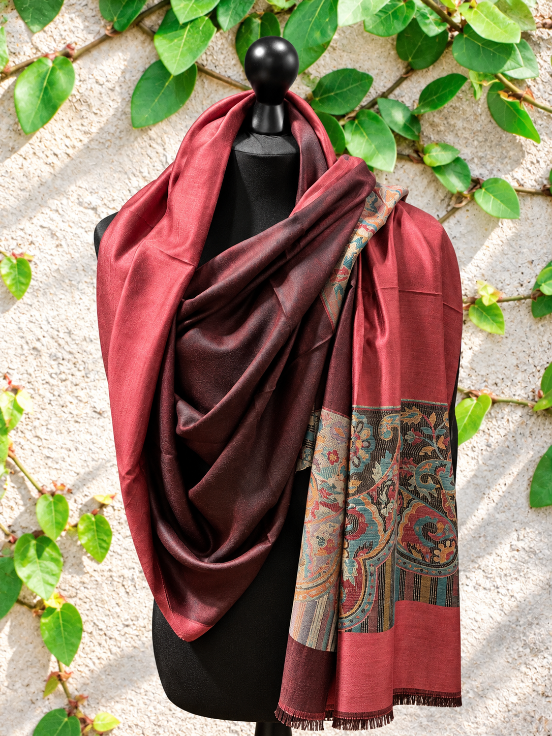 Jamavar Reversible metallic red cashmere pashmina scarf