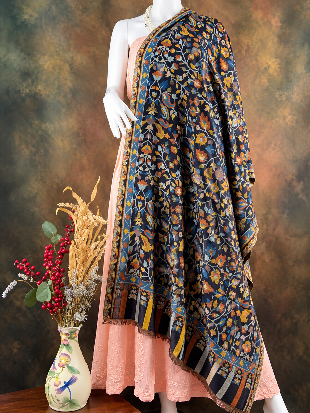 Pashmina  Kani black cashmere scarf