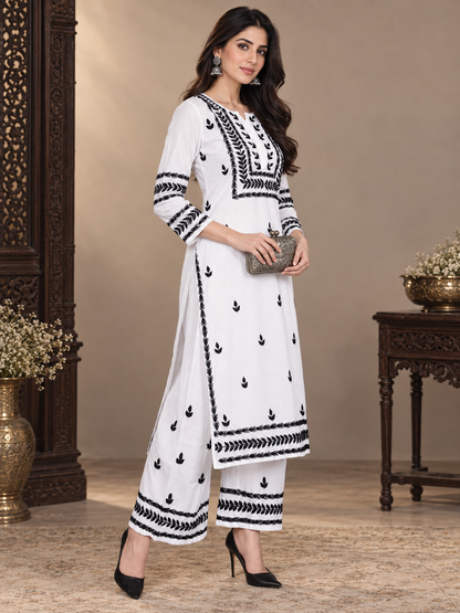 Masnavi_sia_white_chikankari_kurti