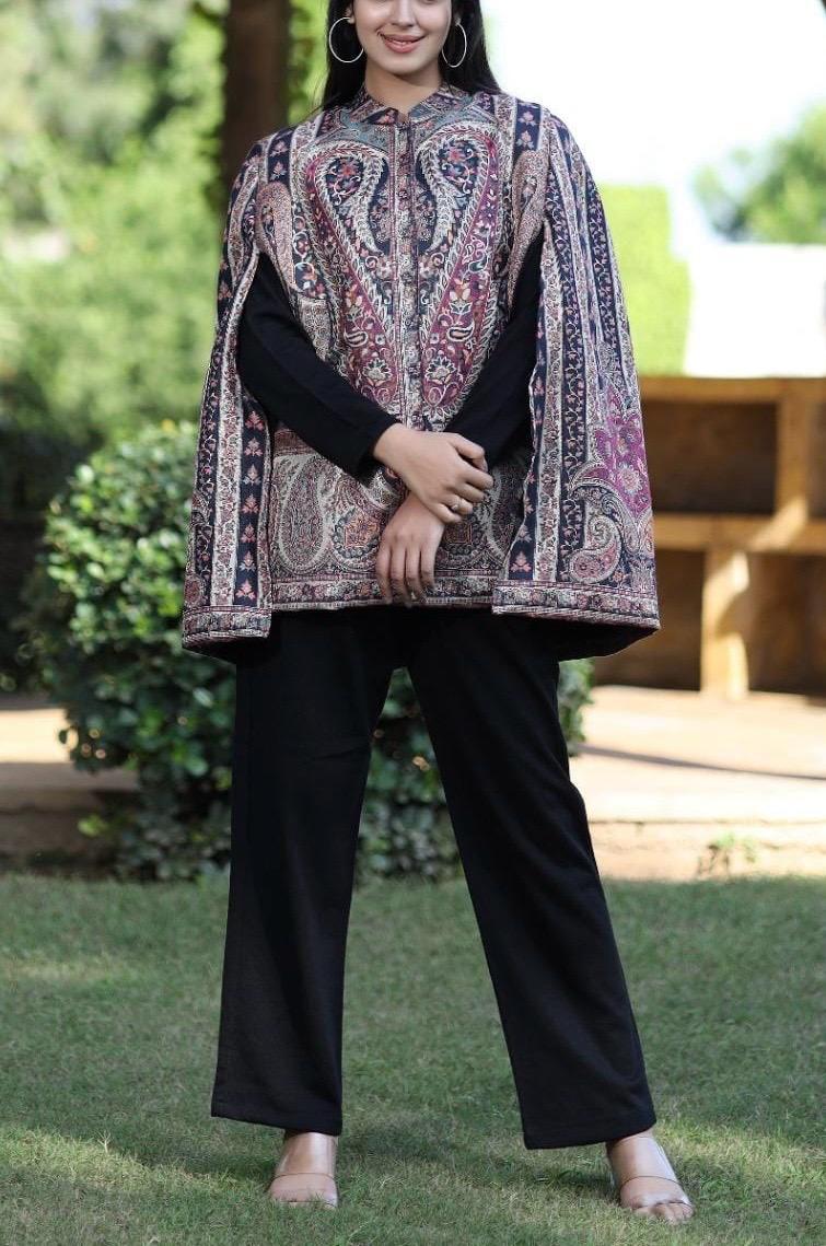 Short Kani Cape Jecket