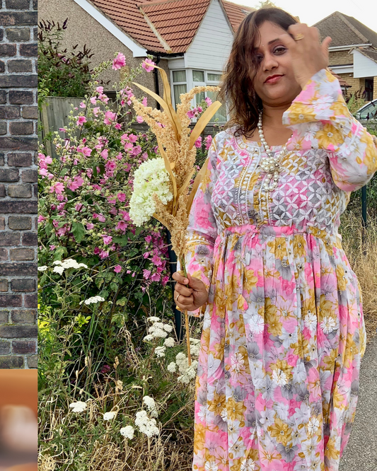 Masnavi saba pink florals